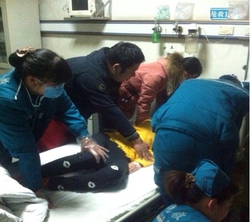 120与河南广播电台主持人联手抢救自杀少女
